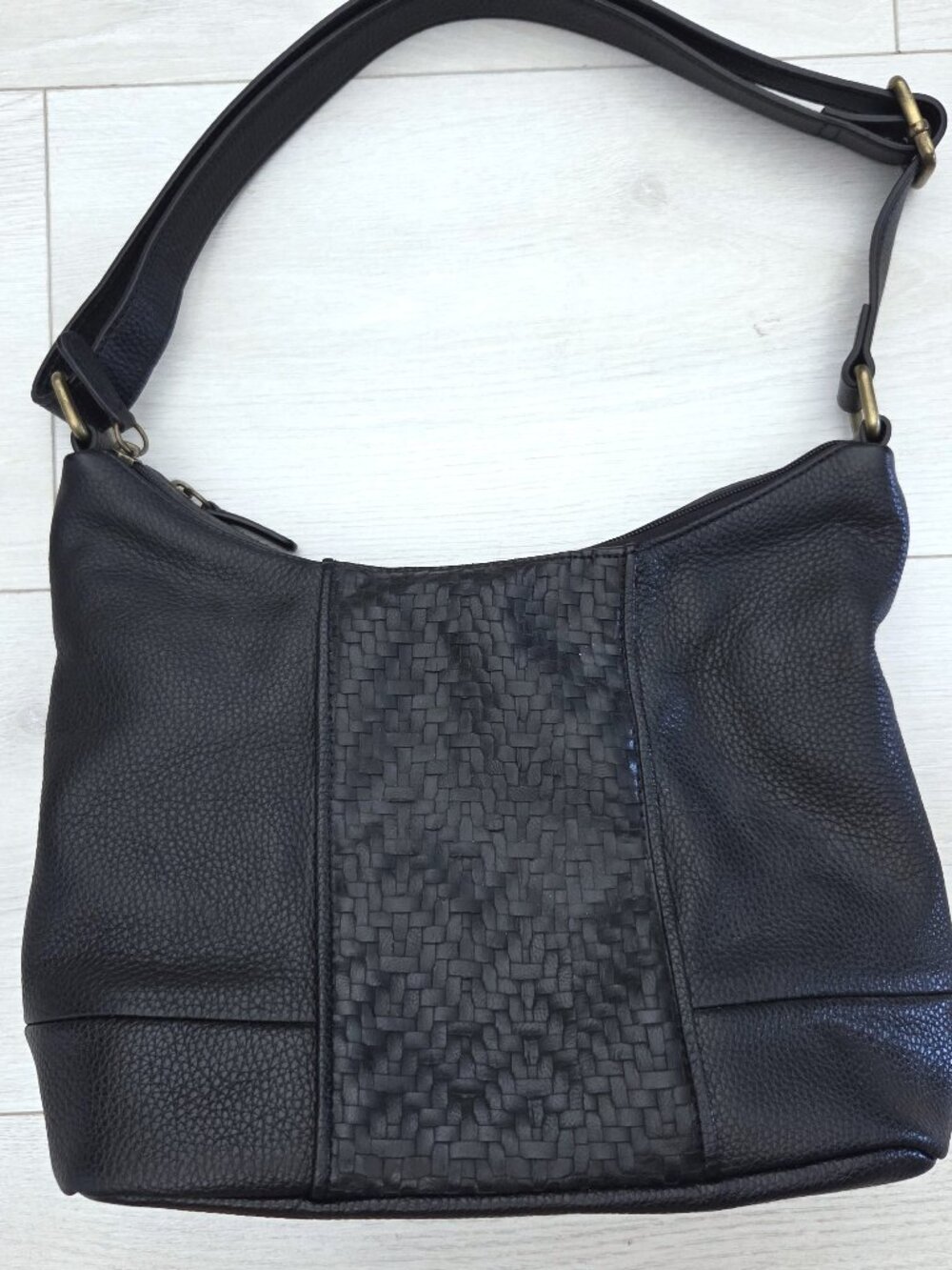 Gianni Bini Black Leather Purse Satchel Multiple Compartments Shoulder HandBag
